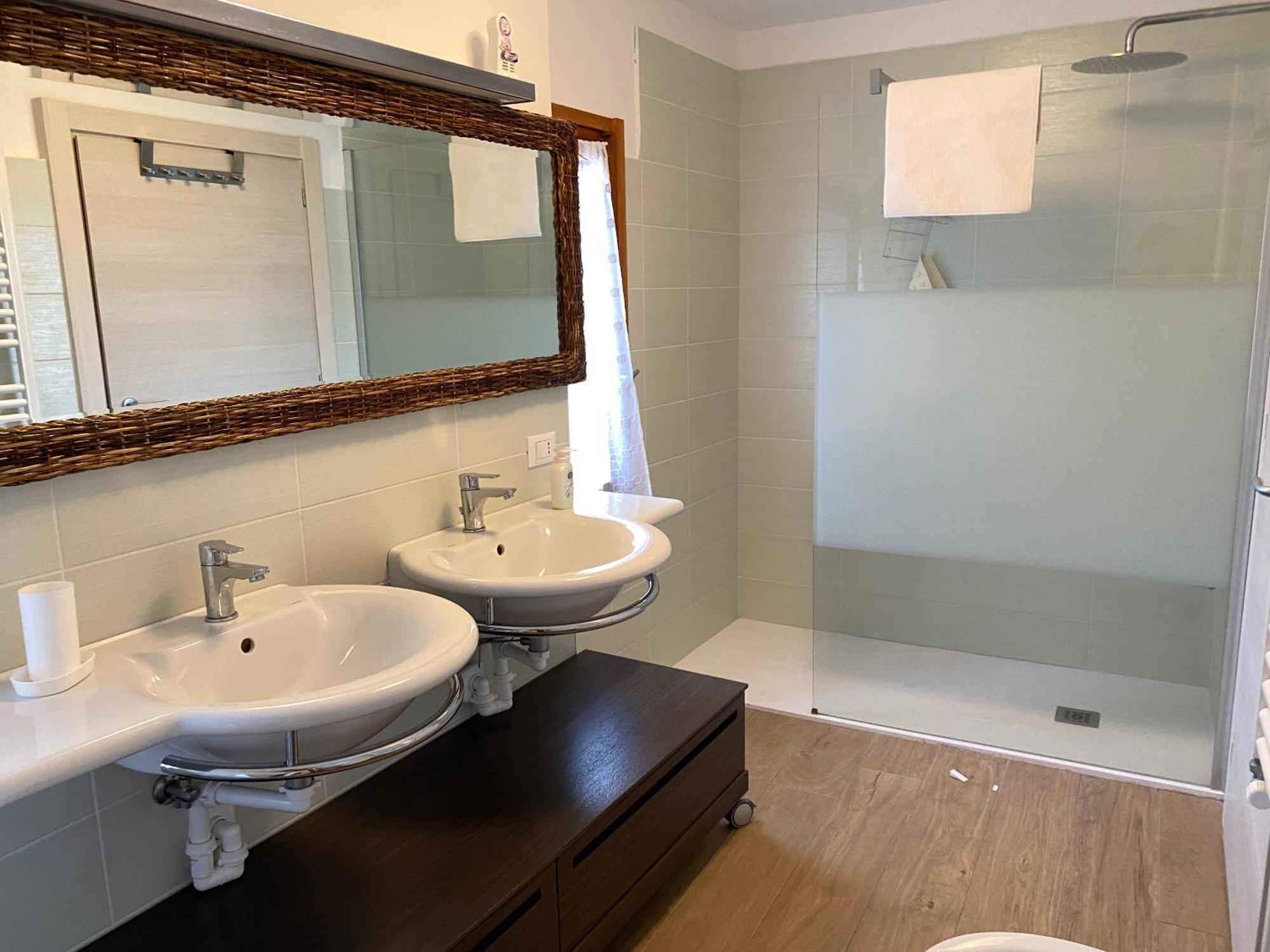 Apartmán Casa Indipendente Su Due Livelli In Liguria-Vista Mare 6-7 Posti Magliolo Exteriér fotografie